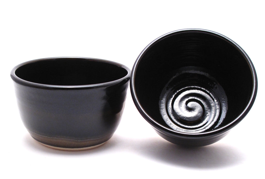 Pair of Black and Stone Ramen Bowls
